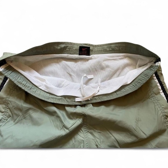 Vintage 90s Nike Swim Shorts Men's Small Lined Pockets Swoosh Sage Green - Picture 4 of 7